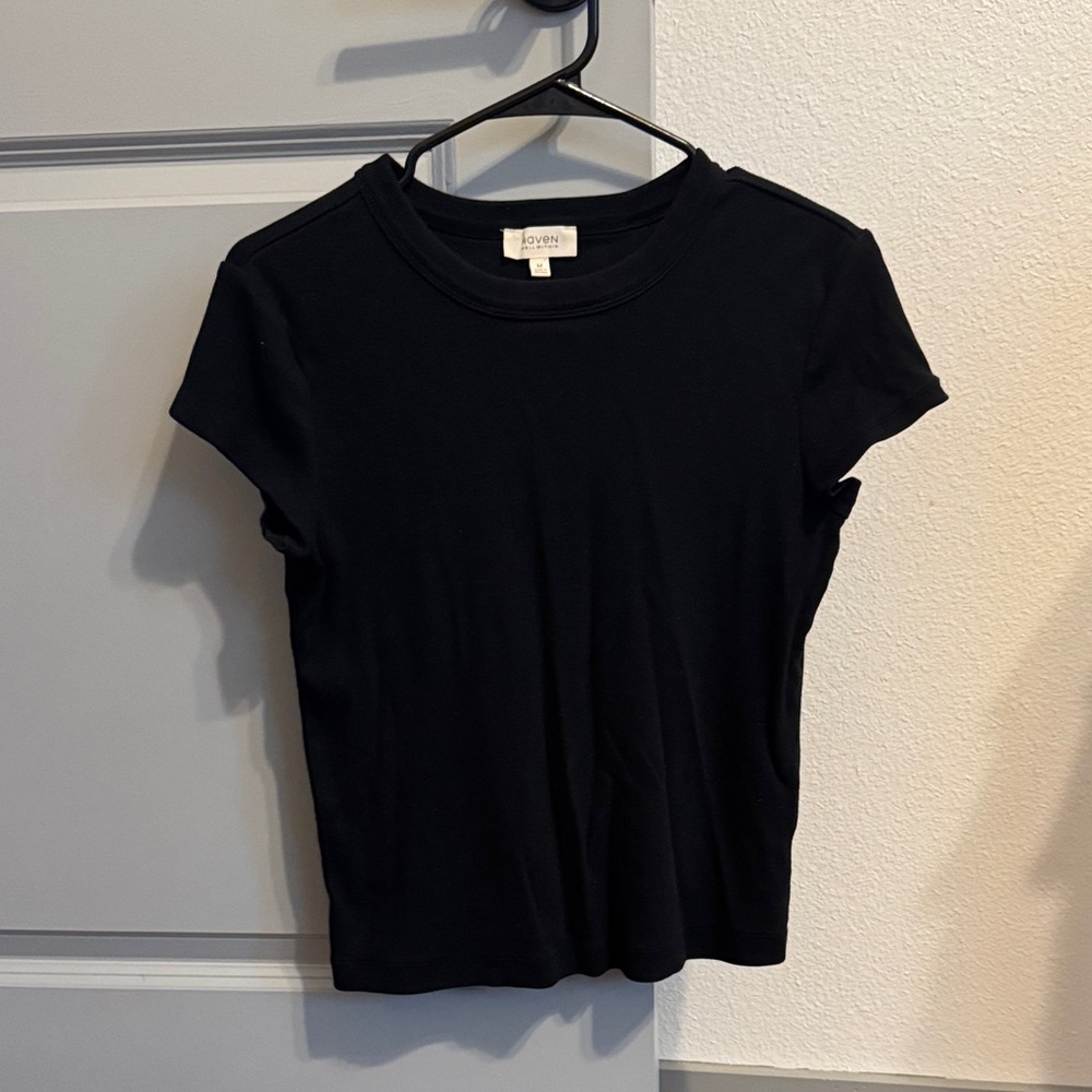 Haven Black Ribbed Tee M